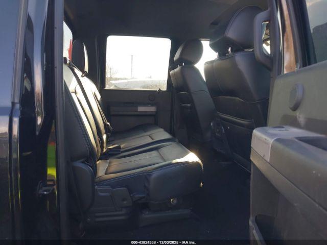 Ford F-350 Lariat Image 4