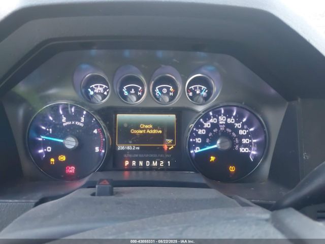 Ford F-350 Lariat Image 8