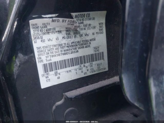 Ford F-350 Lariat Image 6