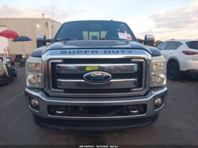 Ford F-350 Lariat Image 9