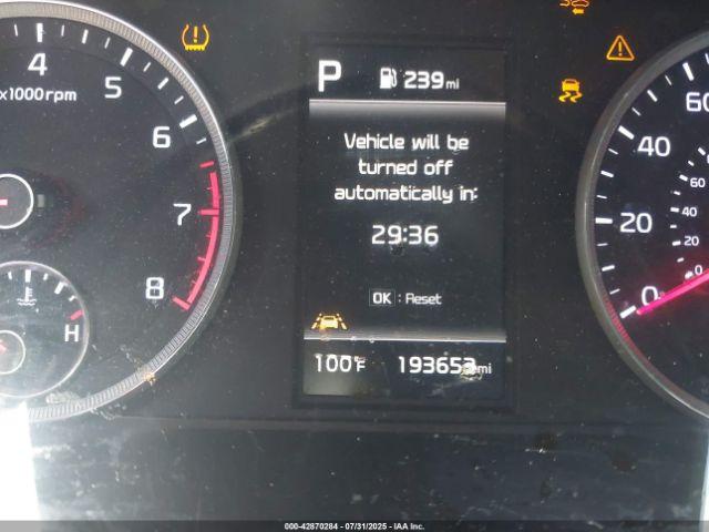 Kia K5 Gt-line Image 3