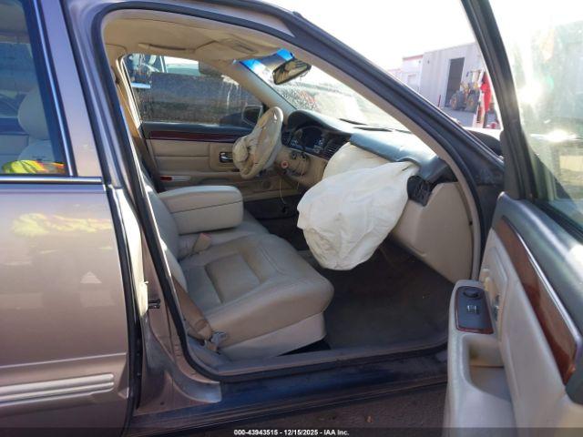 Cadillac DeVille Standard Image 6