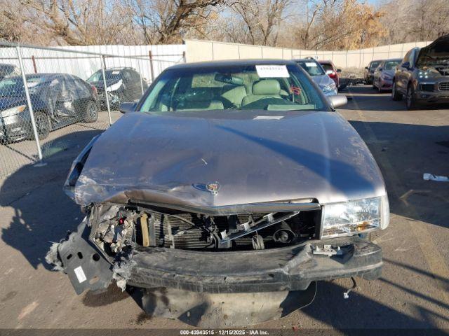 Cadillac DeVille Standard Image 10