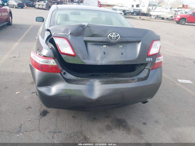 Toyota Camry Image 5