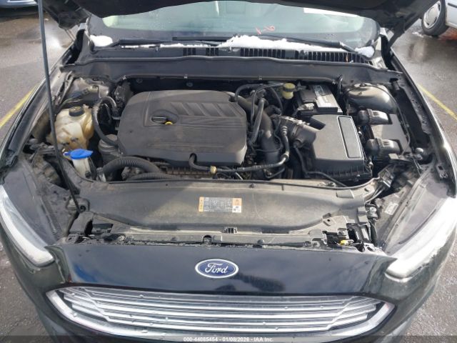 Ford Fusion Se Image 8