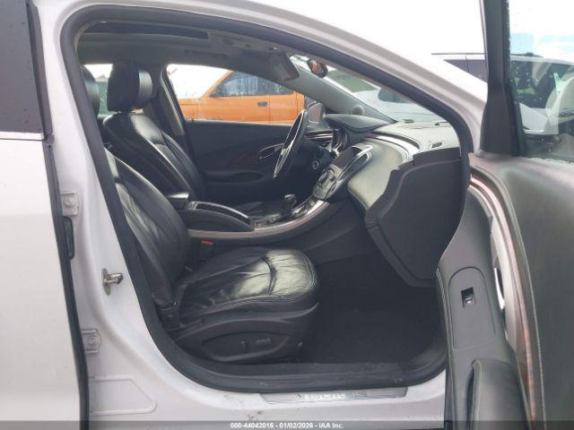 Buick LaCrosse Cxl Image 11