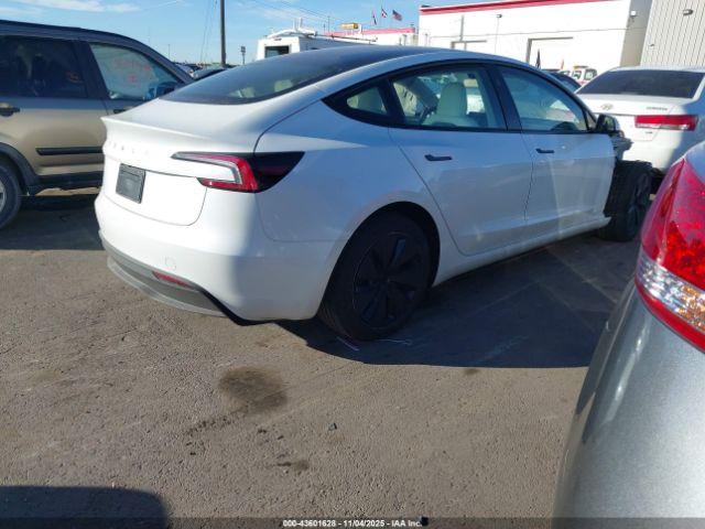 Tesla Model 3 Long Range Rear-wheel Drive Image 5