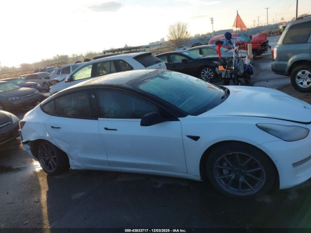 Tesla Model 3 Image 2